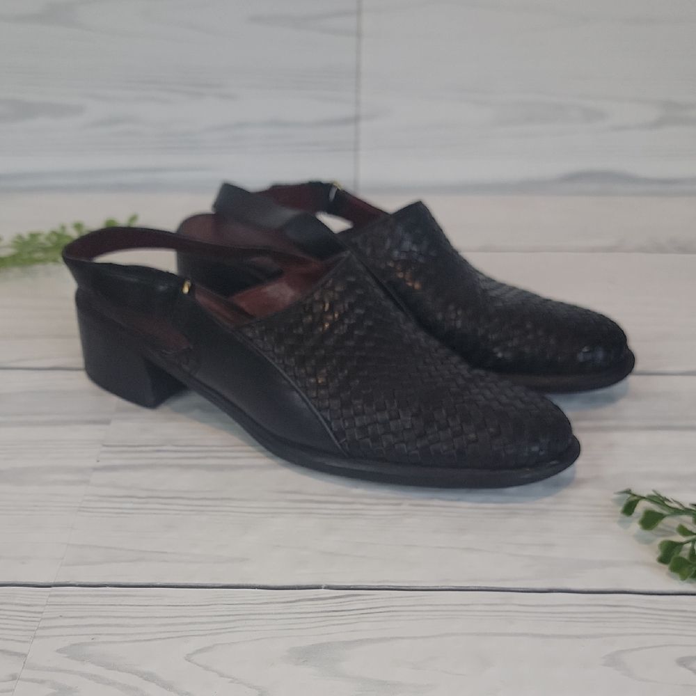 Naturalizer Slingback Loafers Black Leather Basketweave Womens Size 9